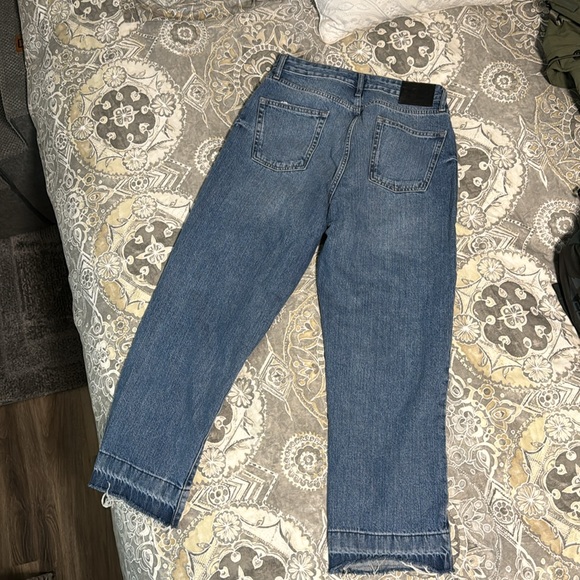 DKNY “Kent” Jeans - Picture 2 of 2